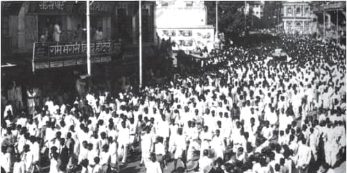 Mass processions on the streets became a common feature during the national movement- Introduction to nationalism in India